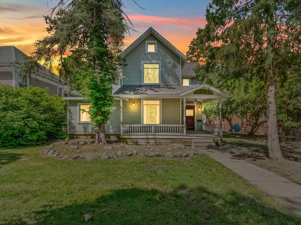 94 S Howell St, Hillsdale, MI 49242