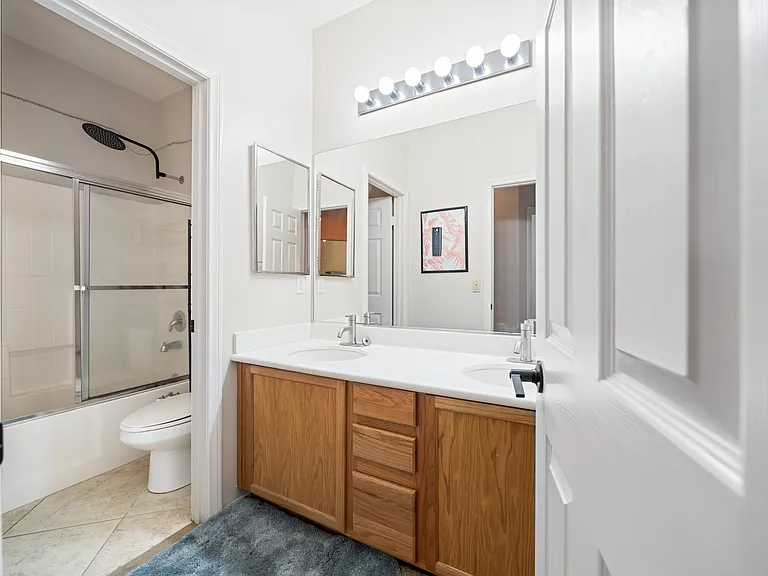 5512 Las Brisas Ter — Photo 21