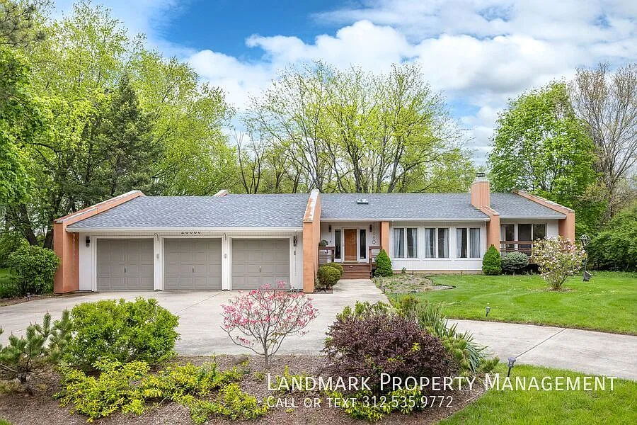 23660 W Andrew Rd photo 1