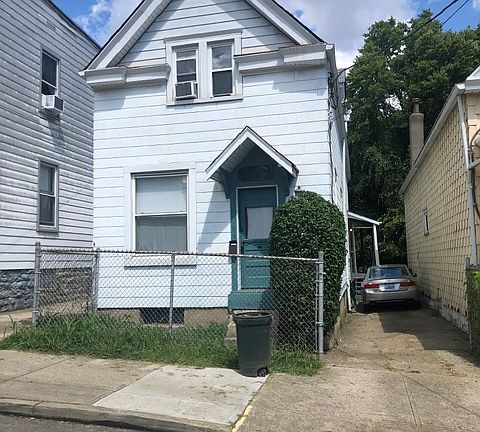 4th image of 412 Ada St