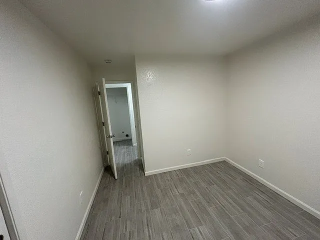 711 Ripona Ave — Photo 2