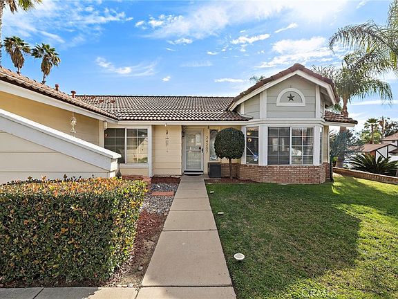 2nd image of 24207 Old Country Rd