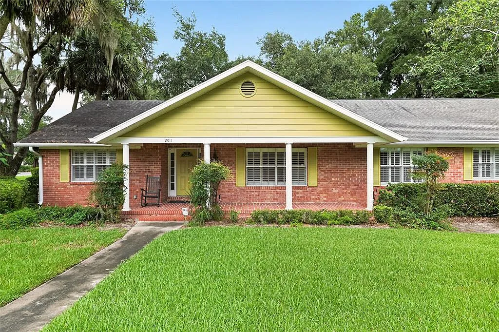 5 bed, 3.0 bath, 4507 sqft, $2,800 — Photo 2