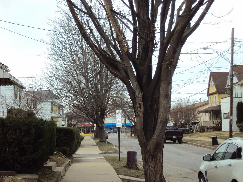 2nd image of 52 S Atherton Ave
