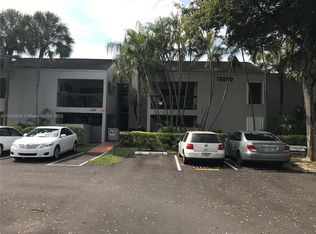 13280 SW 88th Ln APT 203-B, Miami, FL 33186