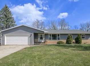 428 Lincoln St, Seymour, WI 54165
