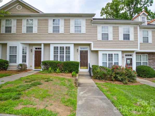 7548 Silver Arrow Dr, Charlotte, NC 28273