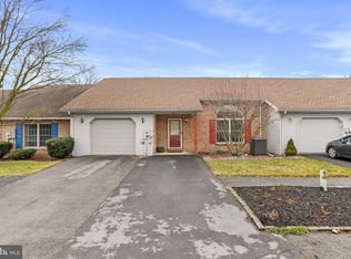 341 Stonegate Cir S #S, Chambersburg, PA 17201