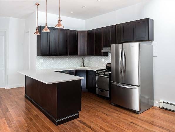 1st image of 355 Tompkins Ave APT 4
