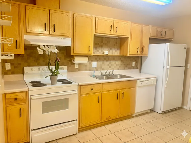 3031 E Kingsfield Rd #B — Photo 3