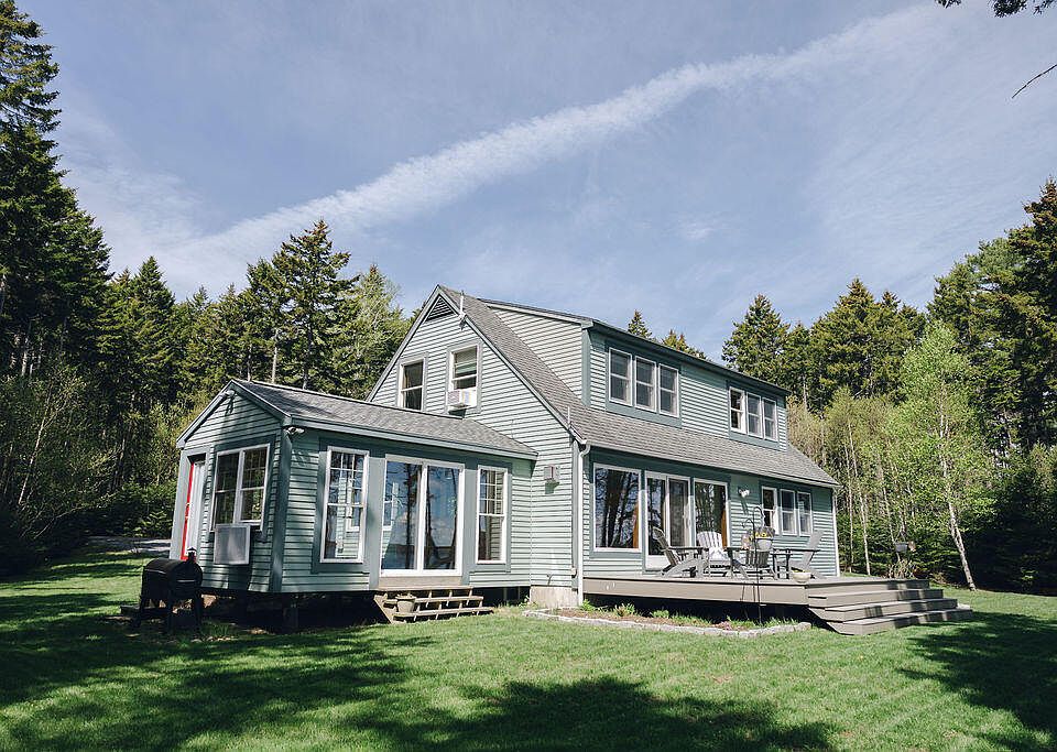 1st image of 779 Paul Bunyan Road