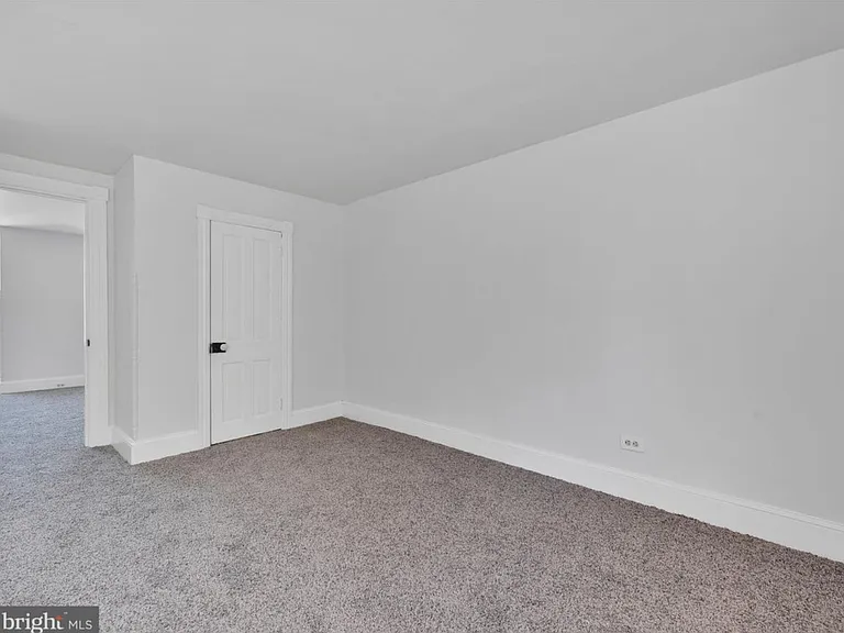 805 Pottsville St — Photo 16