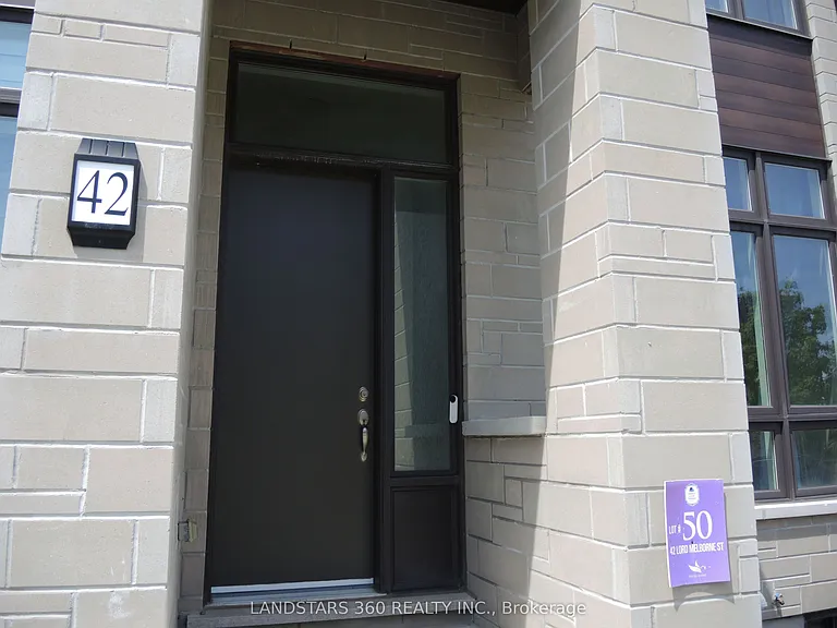 42 Lord Melborne St — Photo 3
