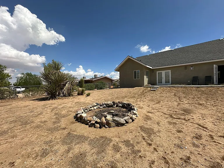 58064 Bonanza Dr — Photo 41