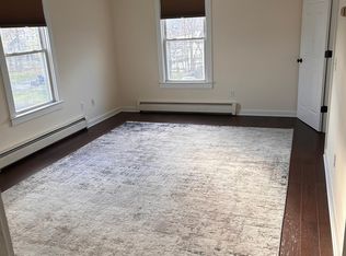 2 Selleck St, Norwalk, CT 06855