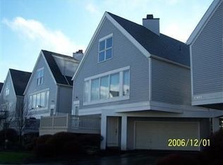 1616 Waters Edge Dr, Pt Clinton, OH 43452