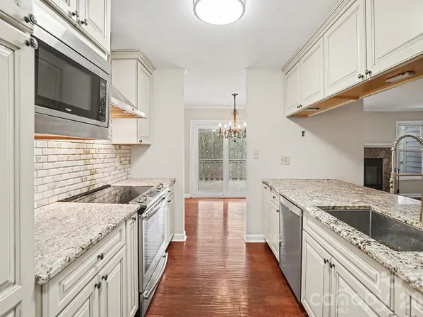 374 Tall Oaks Trl, Fort Mill, SC 29715