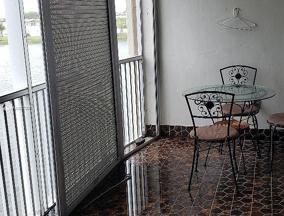5th image of 1670 NE 191st St #3133