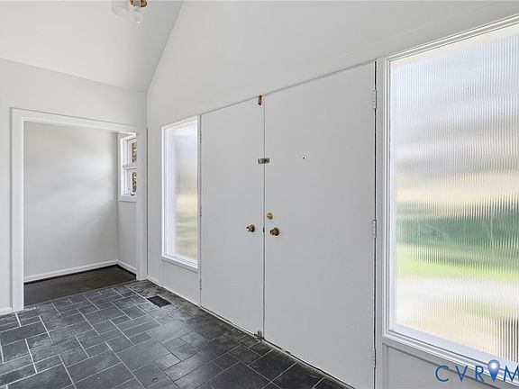 4th image of 102 Grattan Rd