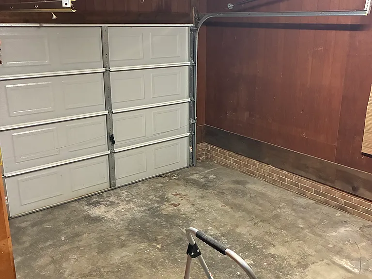 1 car garage