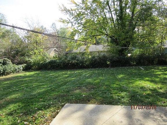 2nd image of 7711 E 113th St