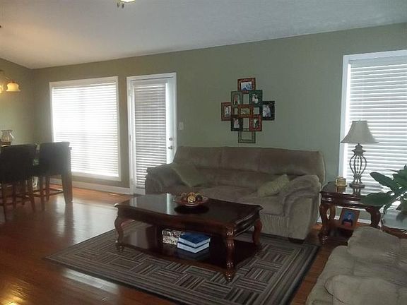 2nd image of 312 Jewell Ct