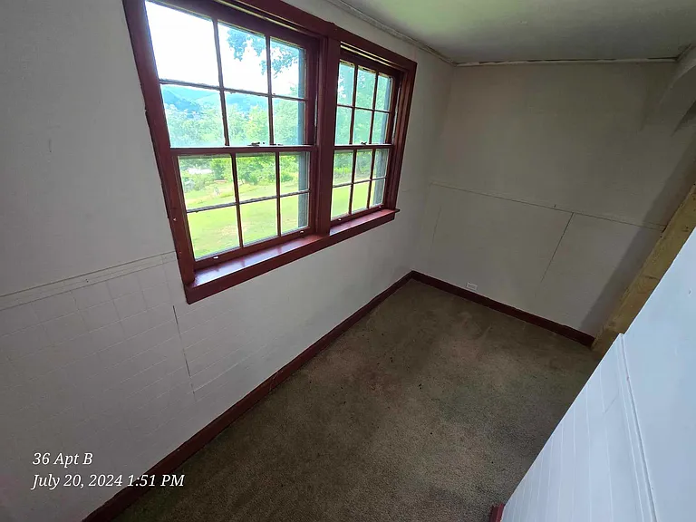 36 Glenview Ave #B — Photo 16