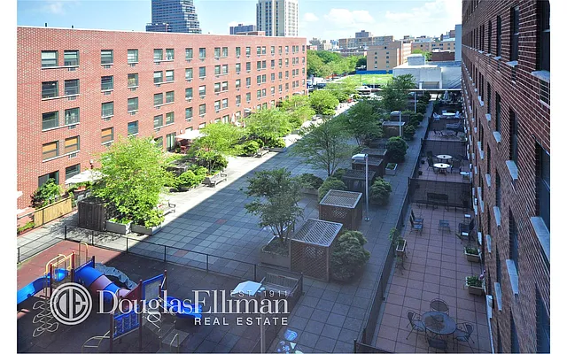Sold by Douglas Elliman | media 16