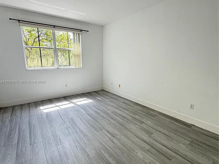4939 N Harbor Isles Dr #106 — Photo 12