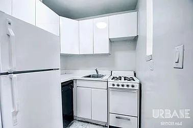 Rented by Urbane Brokerage