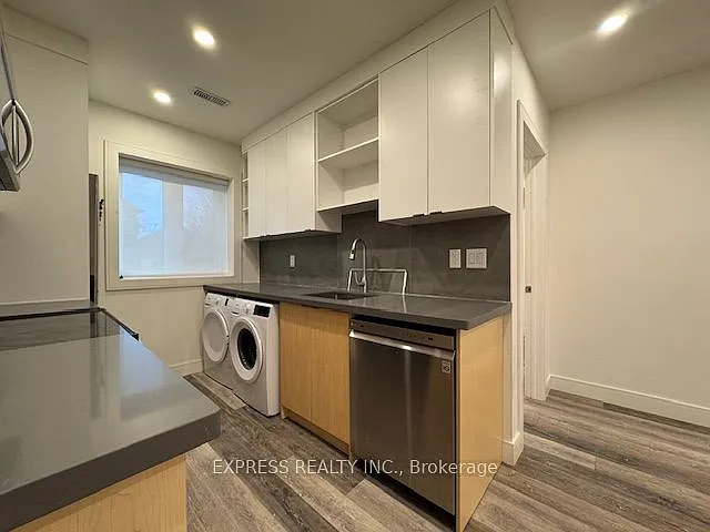 71 Chamberlain Ave #MAIN — Photo 3