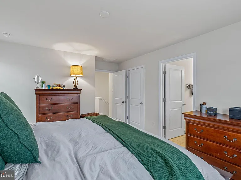 11 Sisters Farmstead Rd — Photo 16