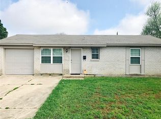 1527 Carson Dr, Mesquite, TX 75149