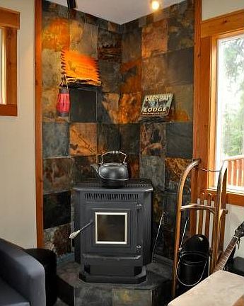 Pellet stove with slate