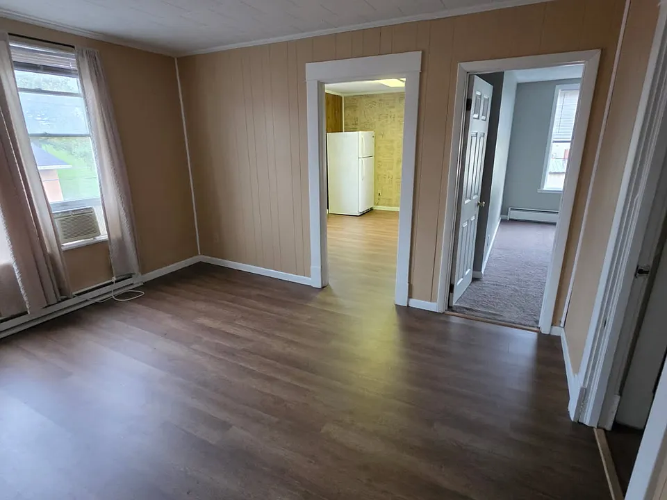 3529 University Ave #2