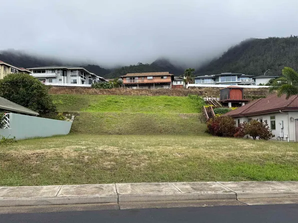45 Papakapu Pl, Wailuku, HI 96793