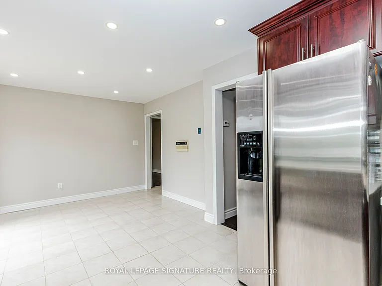 101 Hullrick Dr — Photo 21