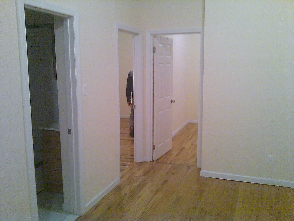 2nd image of 304 E 5th St