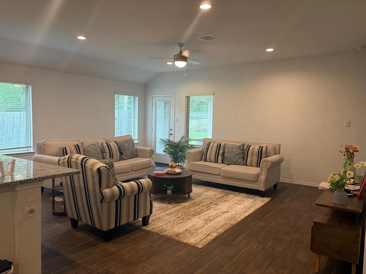 3305 Cold Swan Ct — Photo 3