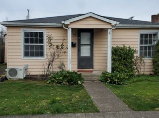 1450 E St, Springfield, OR 97477