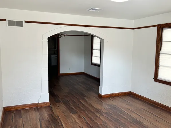 2221 Saint Denis St, New Orleans, LA 70122