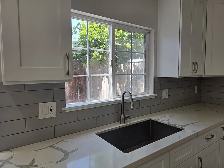 751 S Arizona Ave — Photo 38