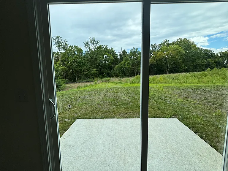 181 Snowdrop Ave — Photo 14