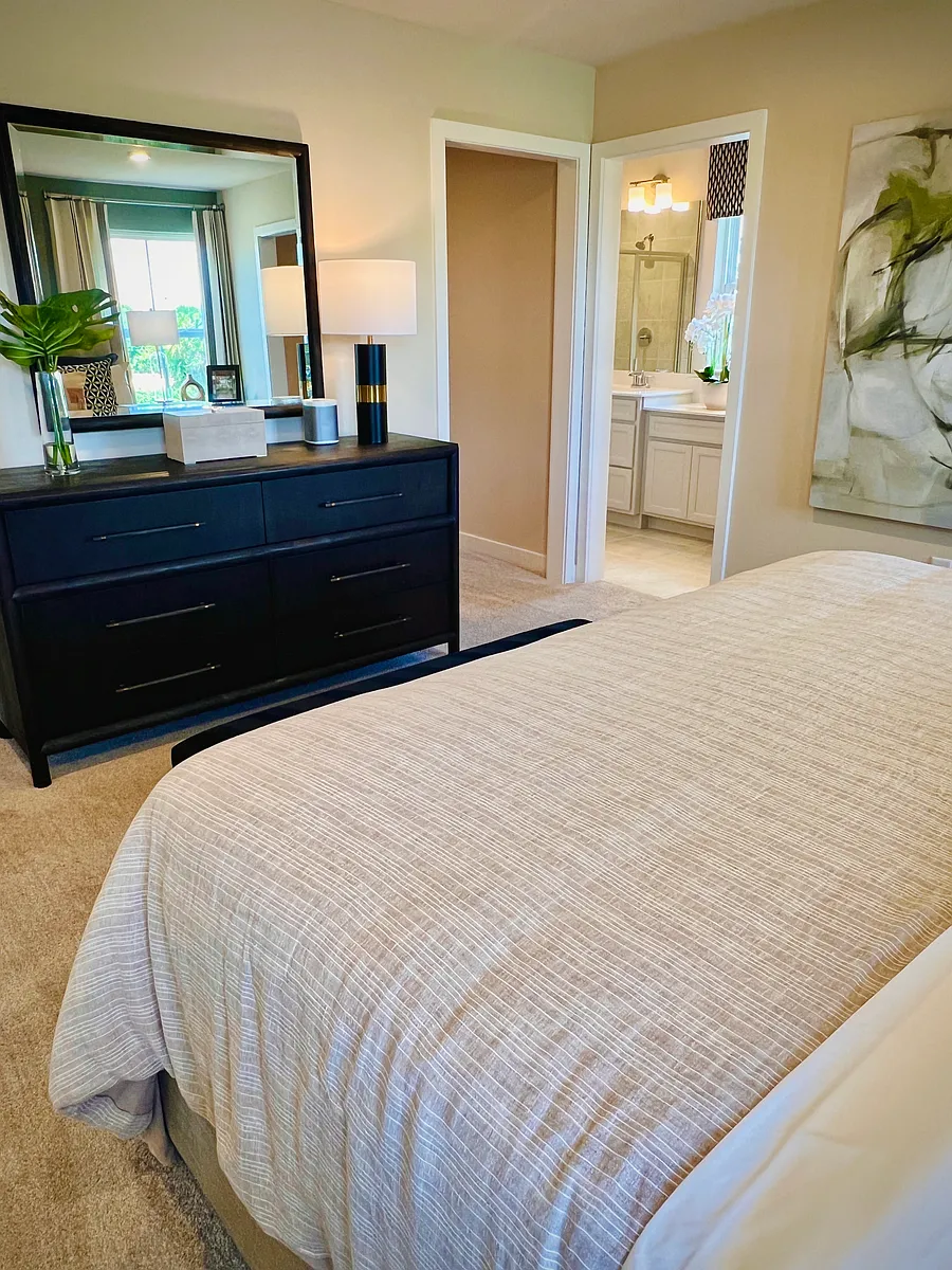 Building Photo - Kendall Pointe Pl