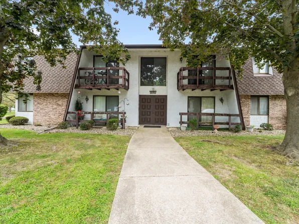 1060 S Nelson Ave APT 5, Kankakee, IL 60901