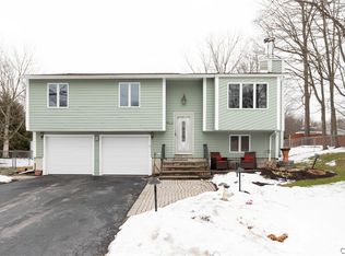 8103 Princess Path, Liverpool, NY 13090