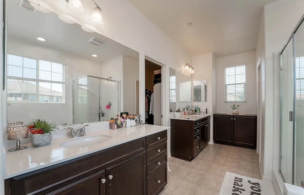 4709 Haig Ct photo 1