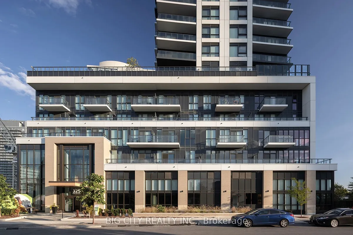 Building Photo - 325 Yorkland Blvd #209