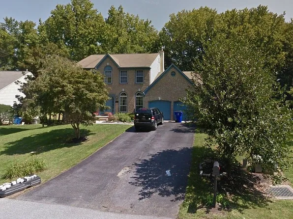 216 Timber Knoll Dr, Bear, DE 19701