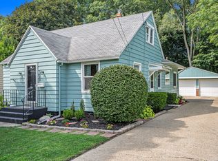 323 E Oak Grove Ave, Parchment, MI